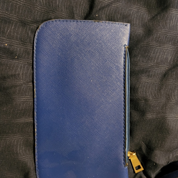 Sold - Picture 2 of 7